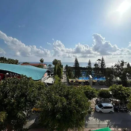 Ξενοδοχείο με διαμερίσματα Havana Αλάνια